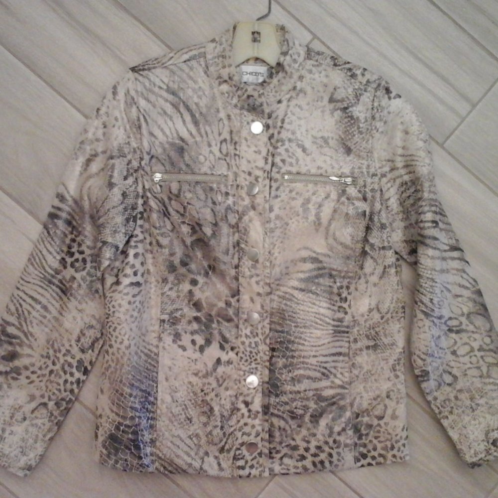 Chico's Multi Brown Animal Print Snap & Zip Close Military Jacket.   Size S (1)
